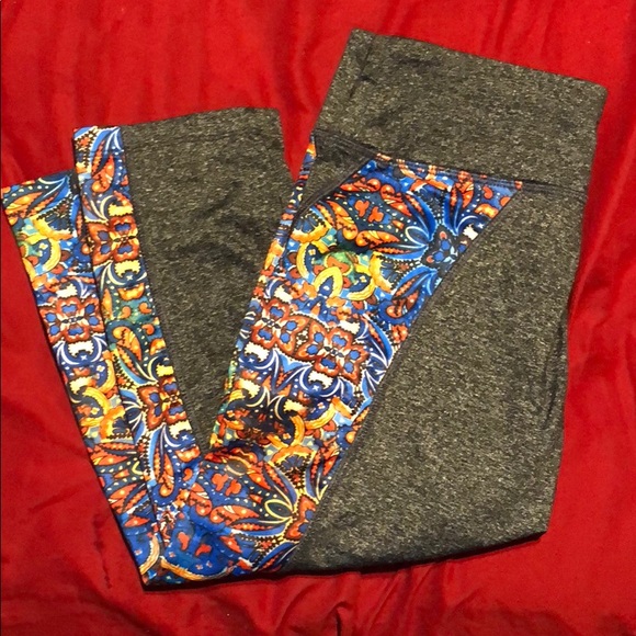 LuLaRoe work out leggings - Picture 1 of 3